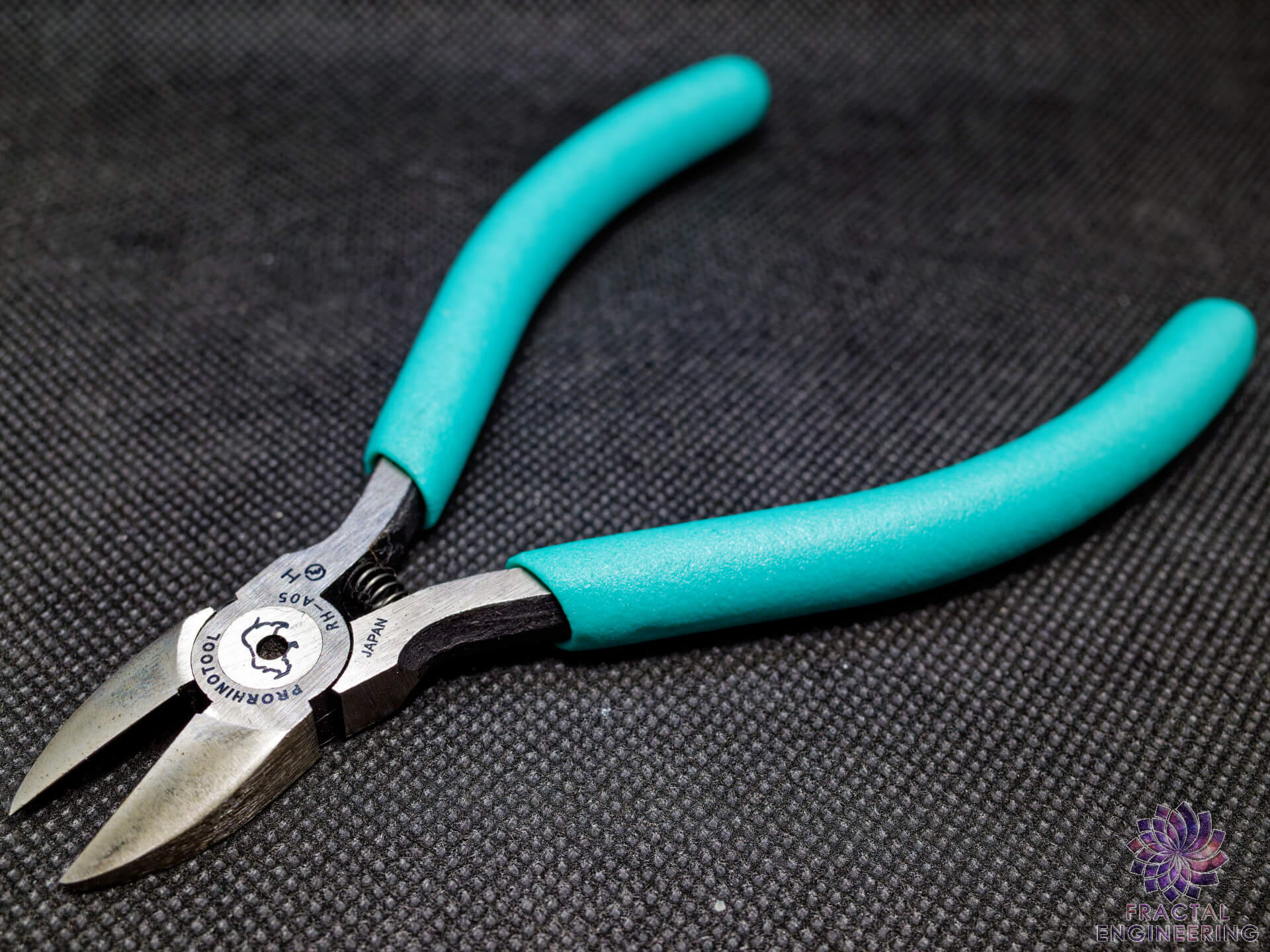 Teal Snips